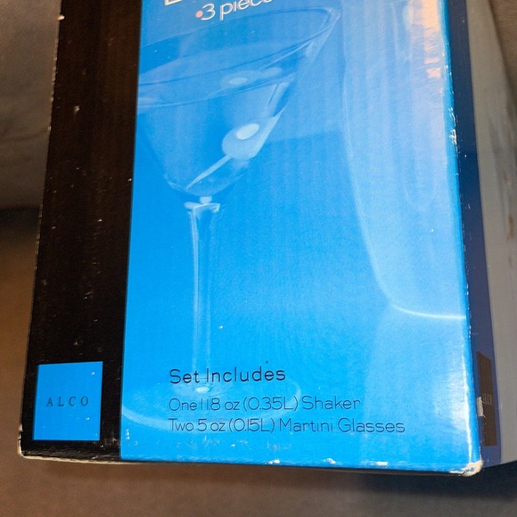 NWT. BarWare 3 piece Martini Set. - Picture 3 of 3